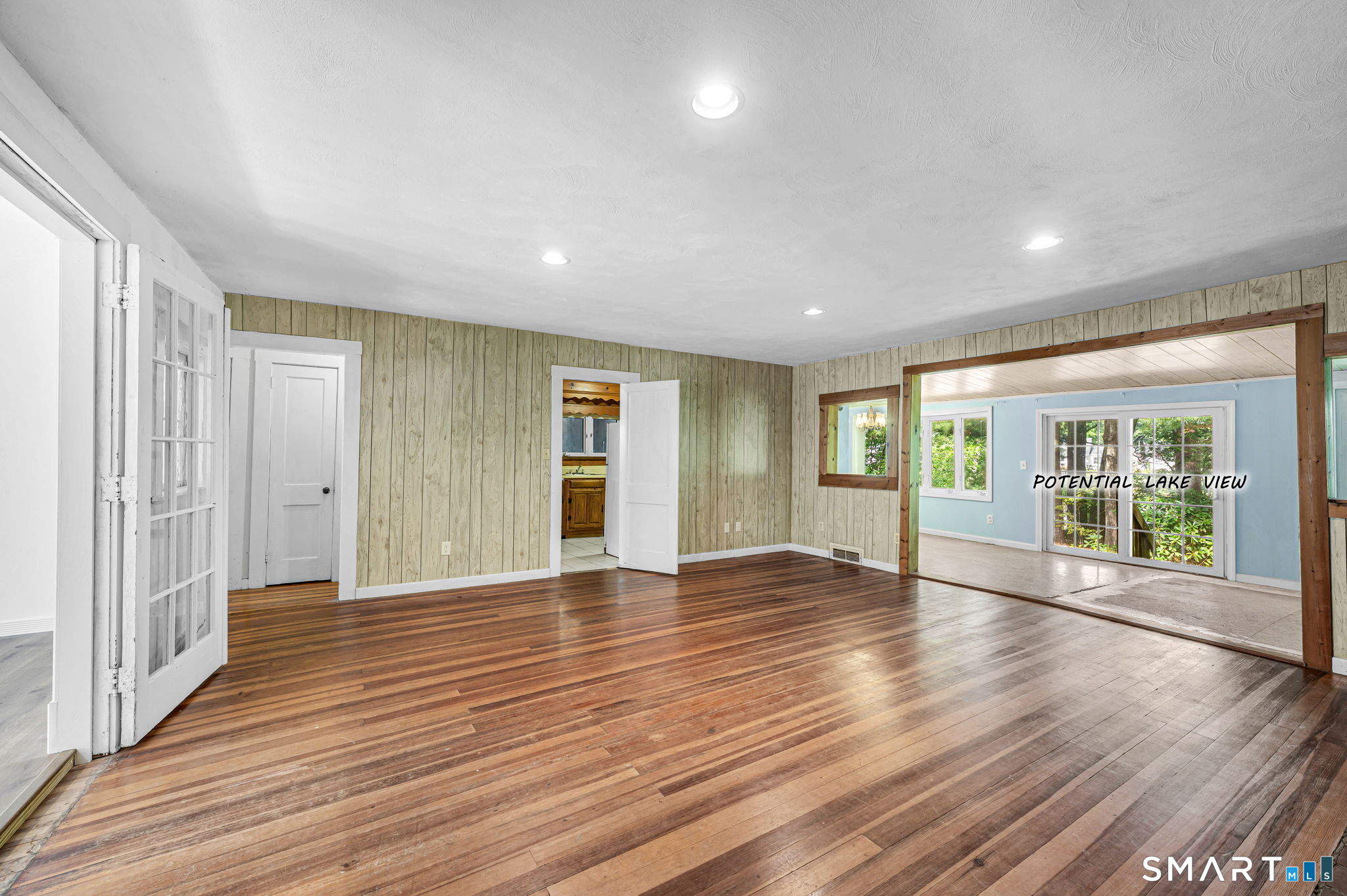 8 Crescent Beach Drive Enfield CT 06082