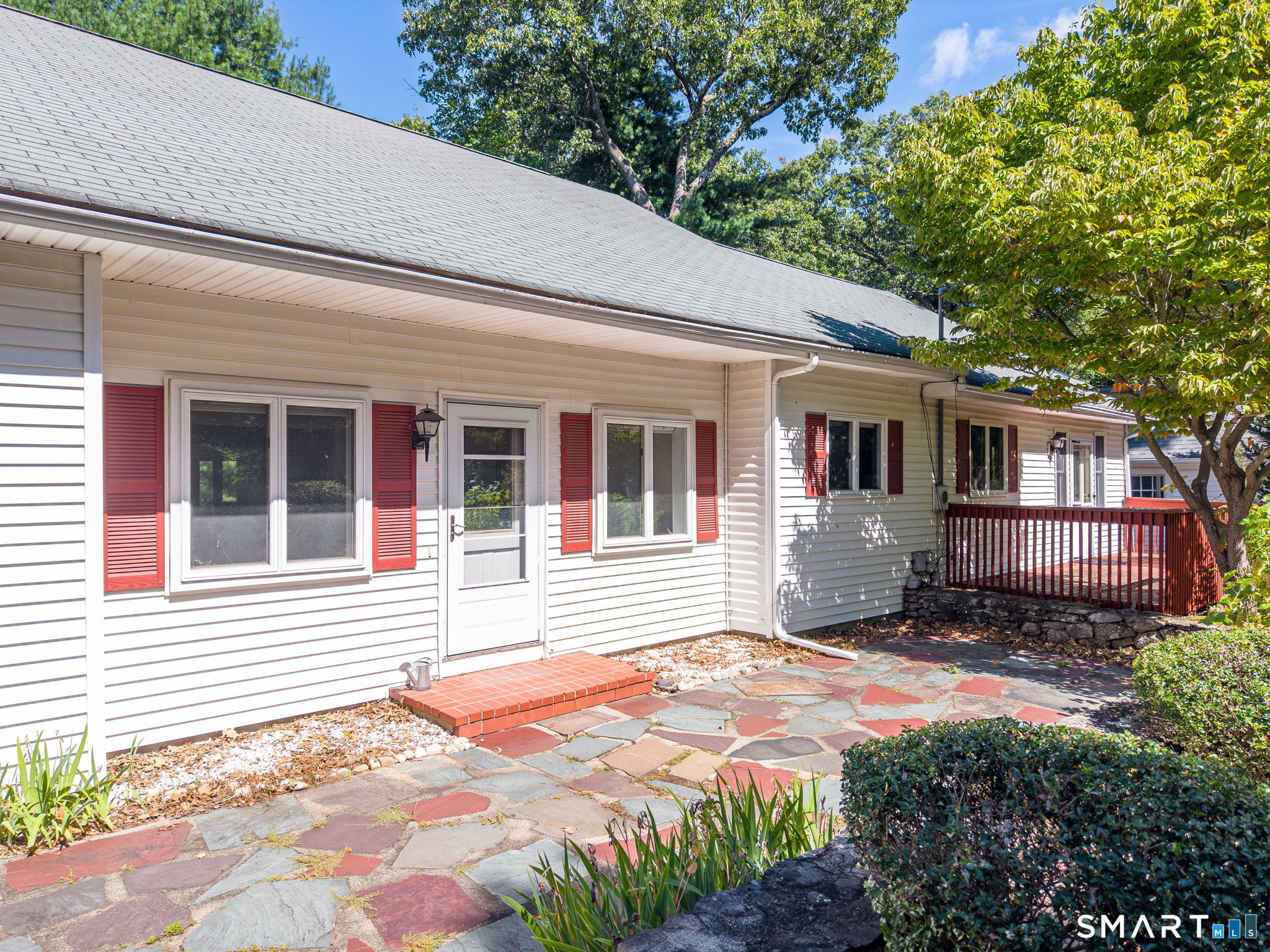 8 Crescent Beach Drive Enfield CT 06082