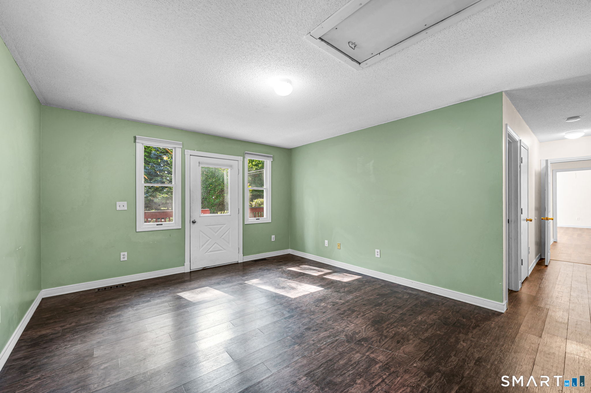 8 Crescent Beach Drive Enfield CT 06082