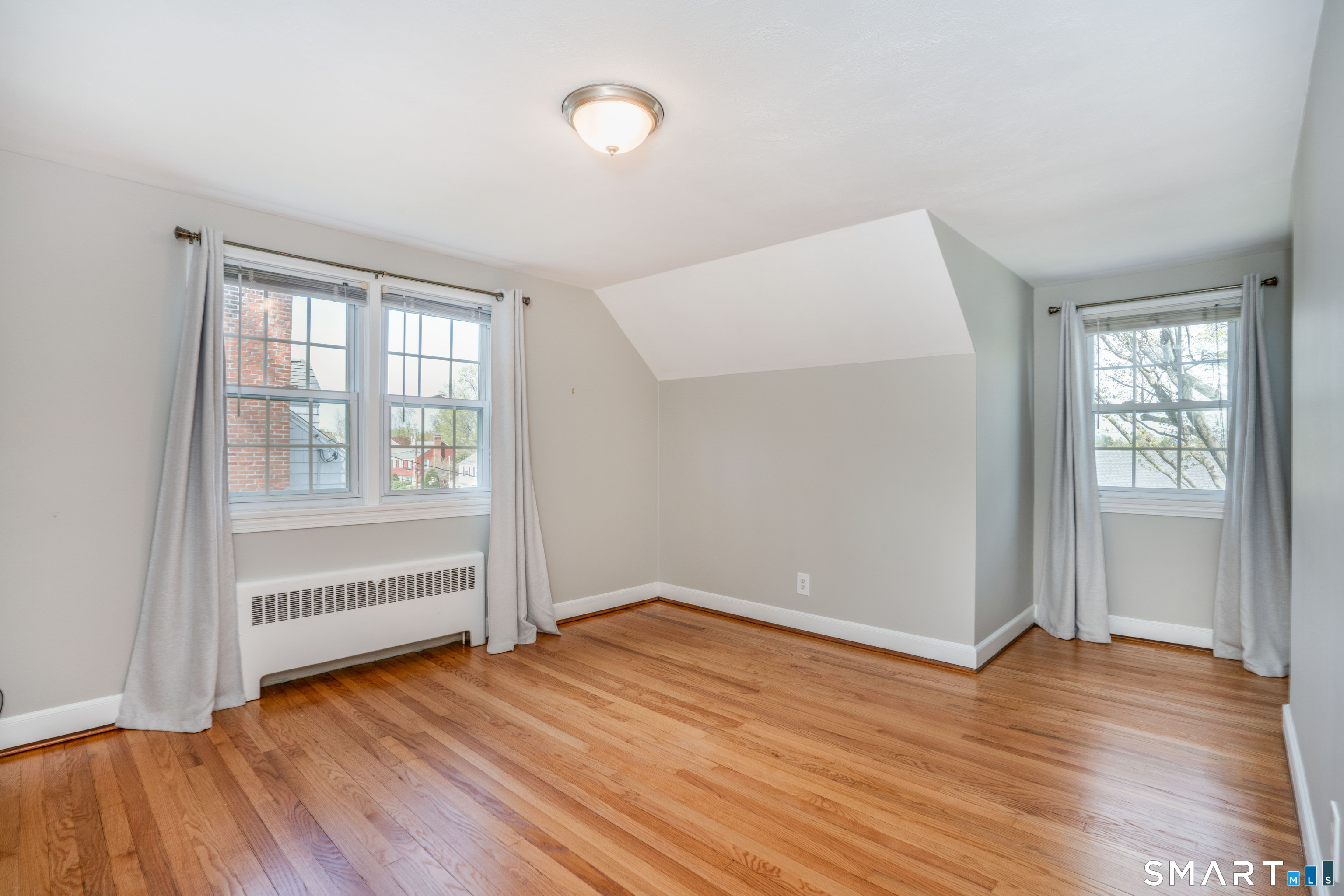 49 Foxridge Road West Hartford CT 06107