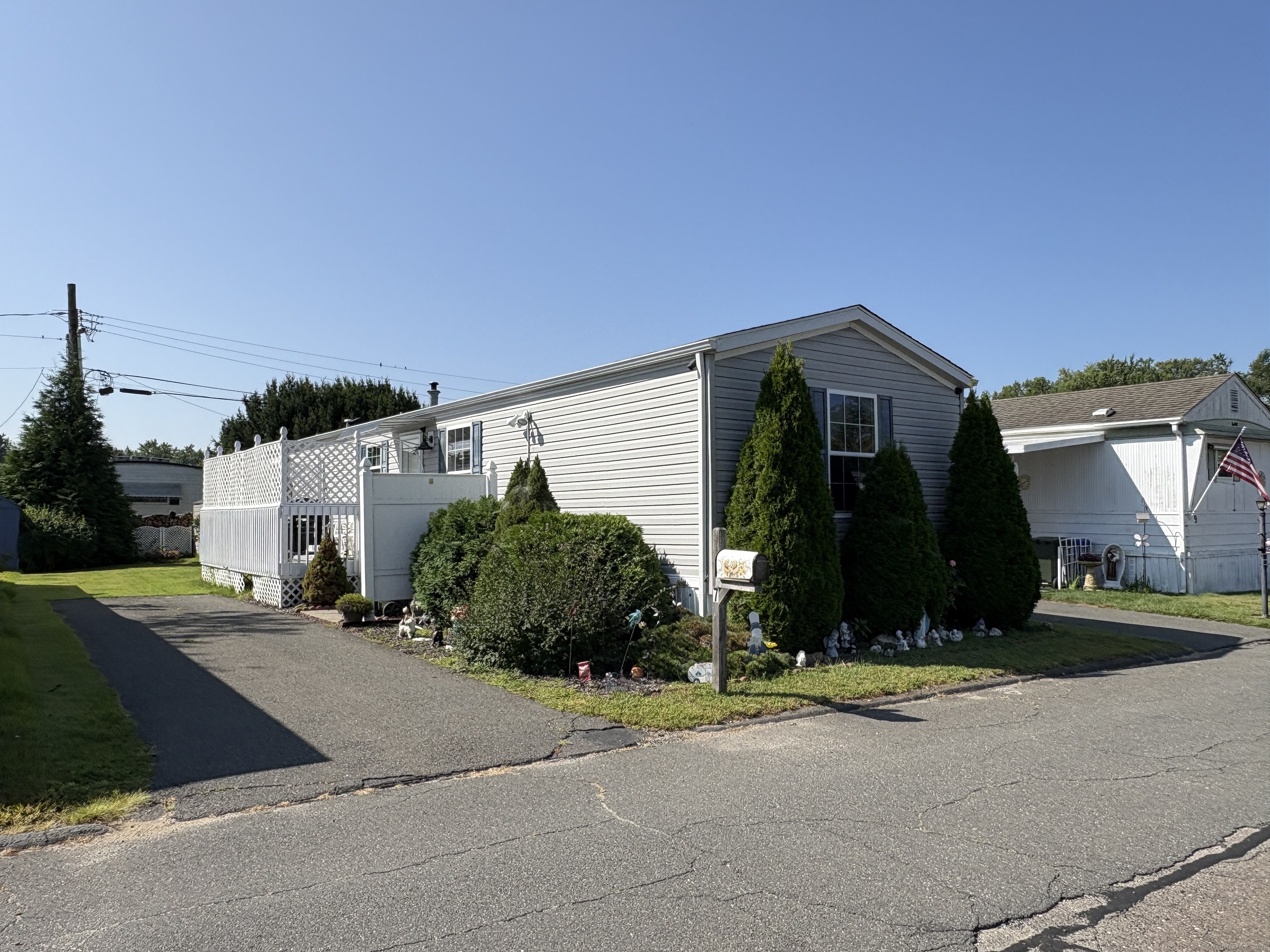 7 Montauk Road East Hartford CT 06118