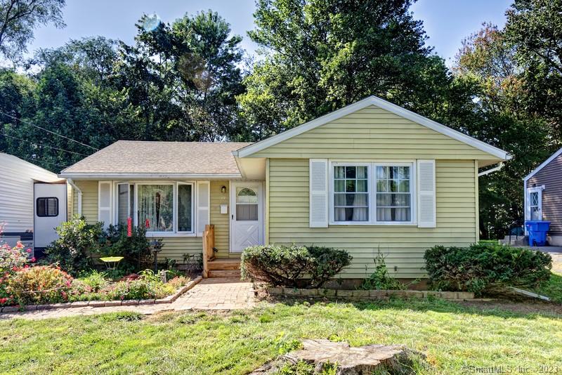 39 Sharon Street Bristol CT 06010