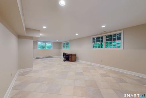 45 North Nabby Road Danbury CT 06811