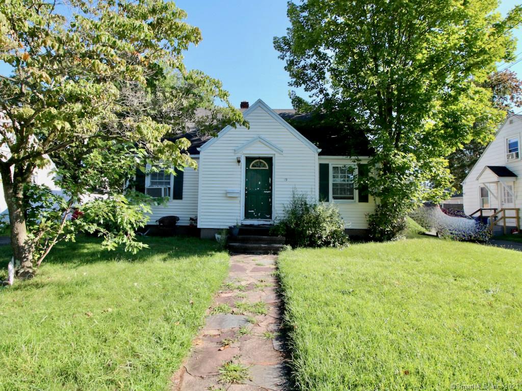 19 Rowe Street East Haven CT 06512