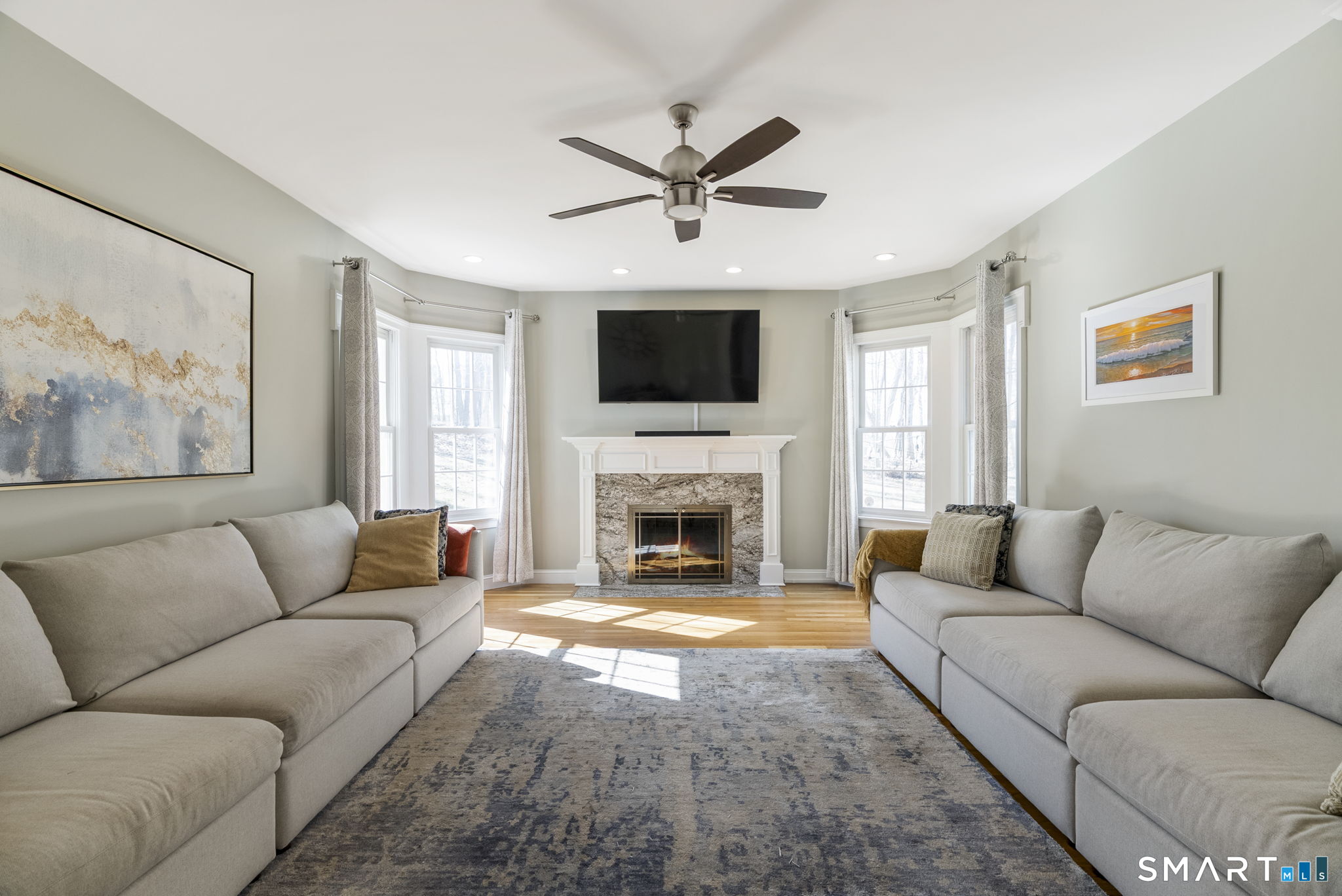 76 Lofgren Road Avon CT 06001