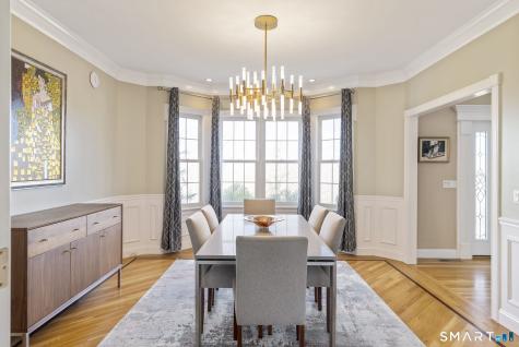 76 Lofgren Road Avon CT 06001