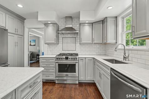41 Henry Albert Drive Milford CT 06460