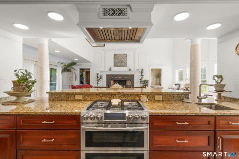 92 Quail Run Road Woodbury CT 06798