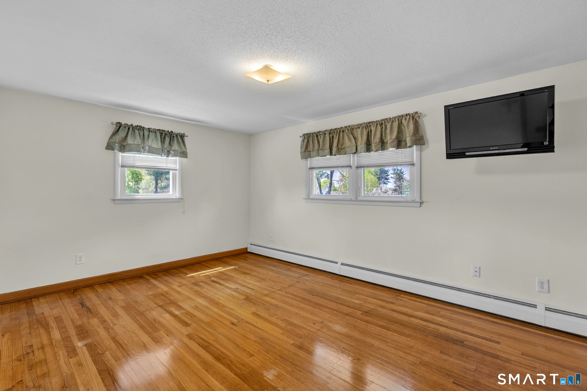 35 Puritan Lane Newington CT 06111