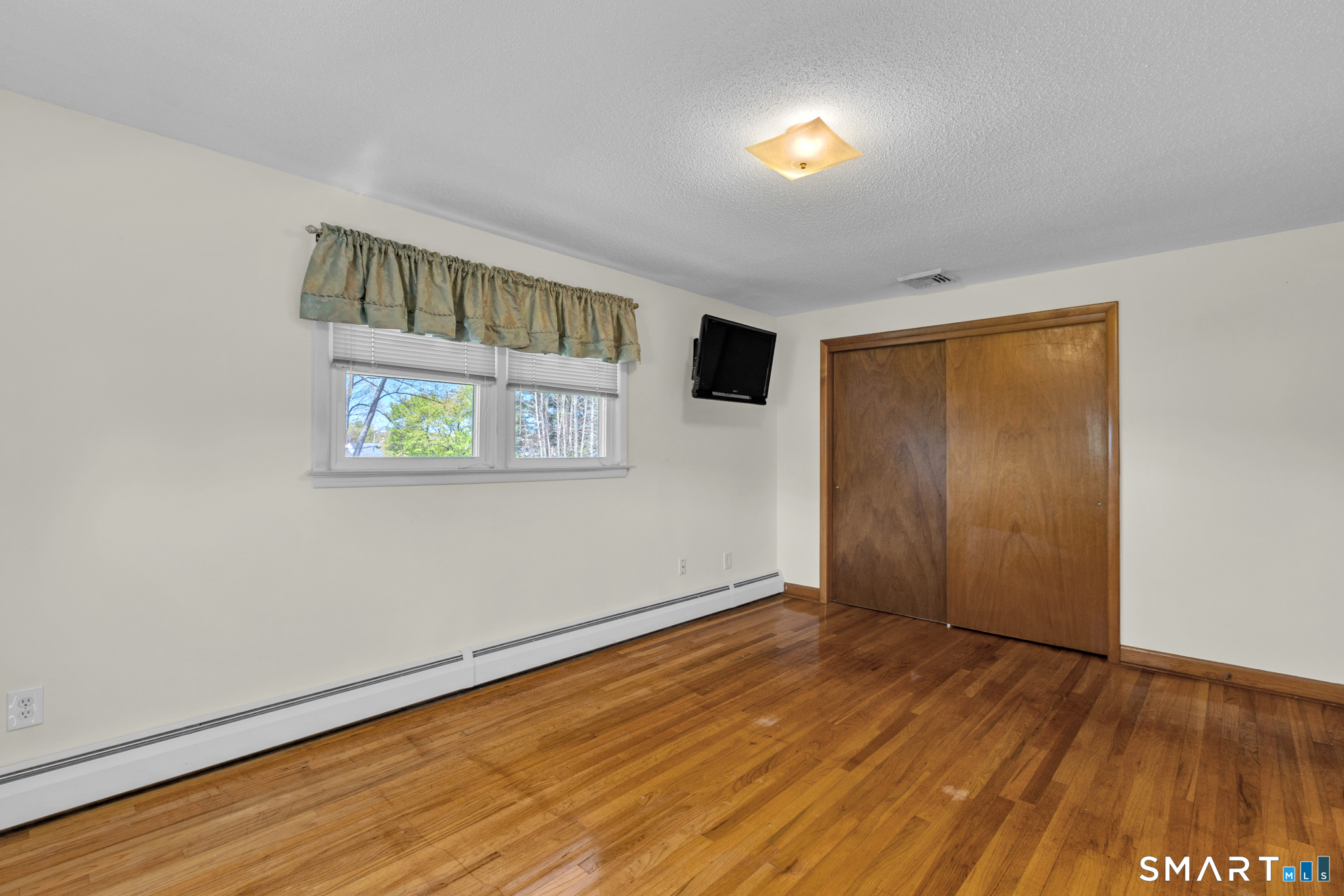 35 Puritan Lane Newington CT 06111