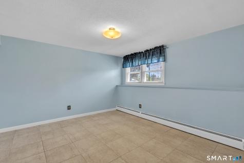 35 Puritan Lane Newington CT 06111