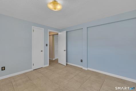 35 Puritan Lane Newington CT 06111