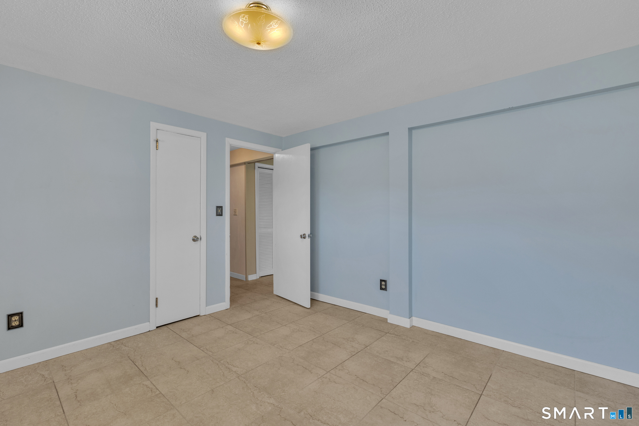 35 Puritan Lane Newington CT 06111