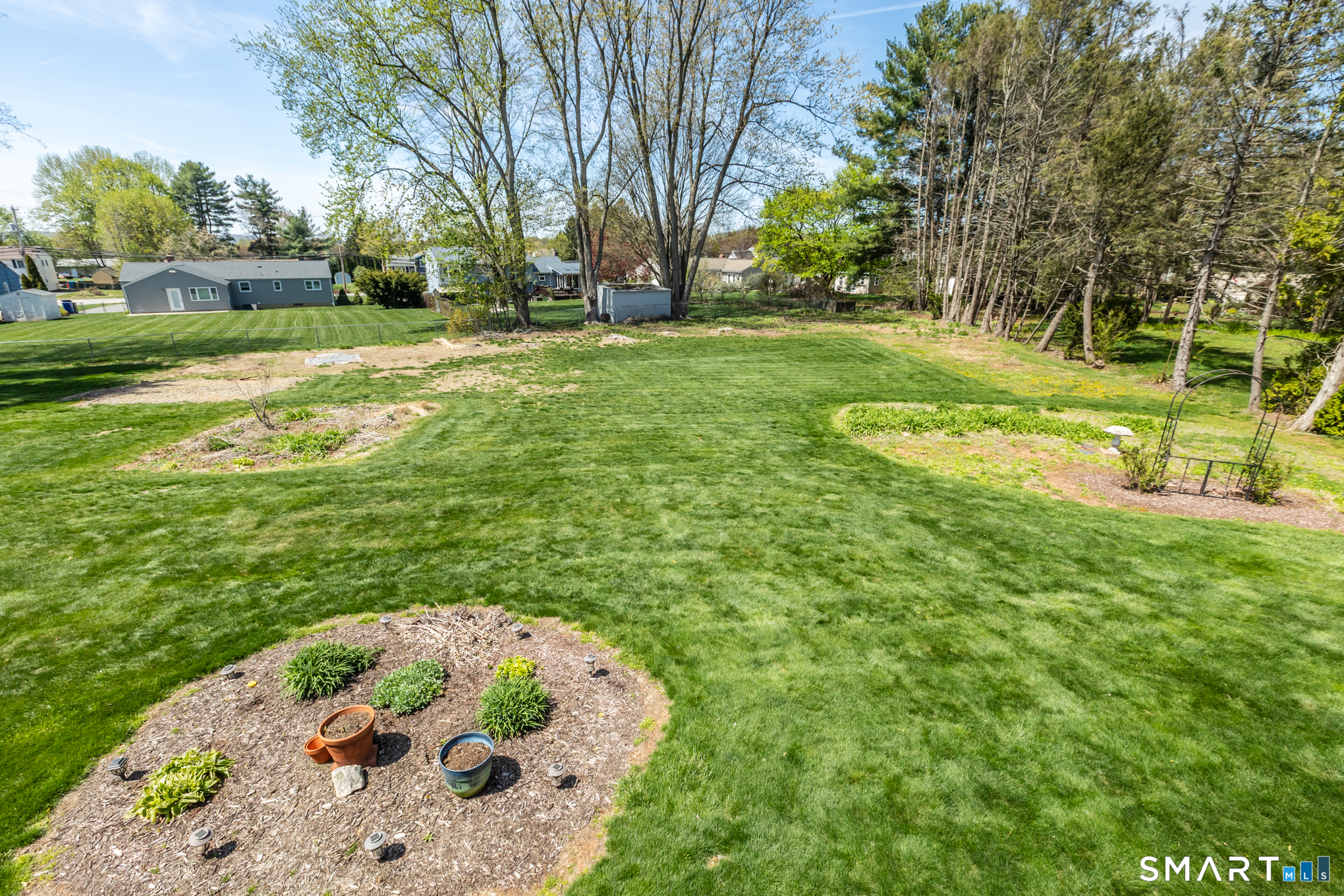 35 Puritan Lane Newington CT 06111