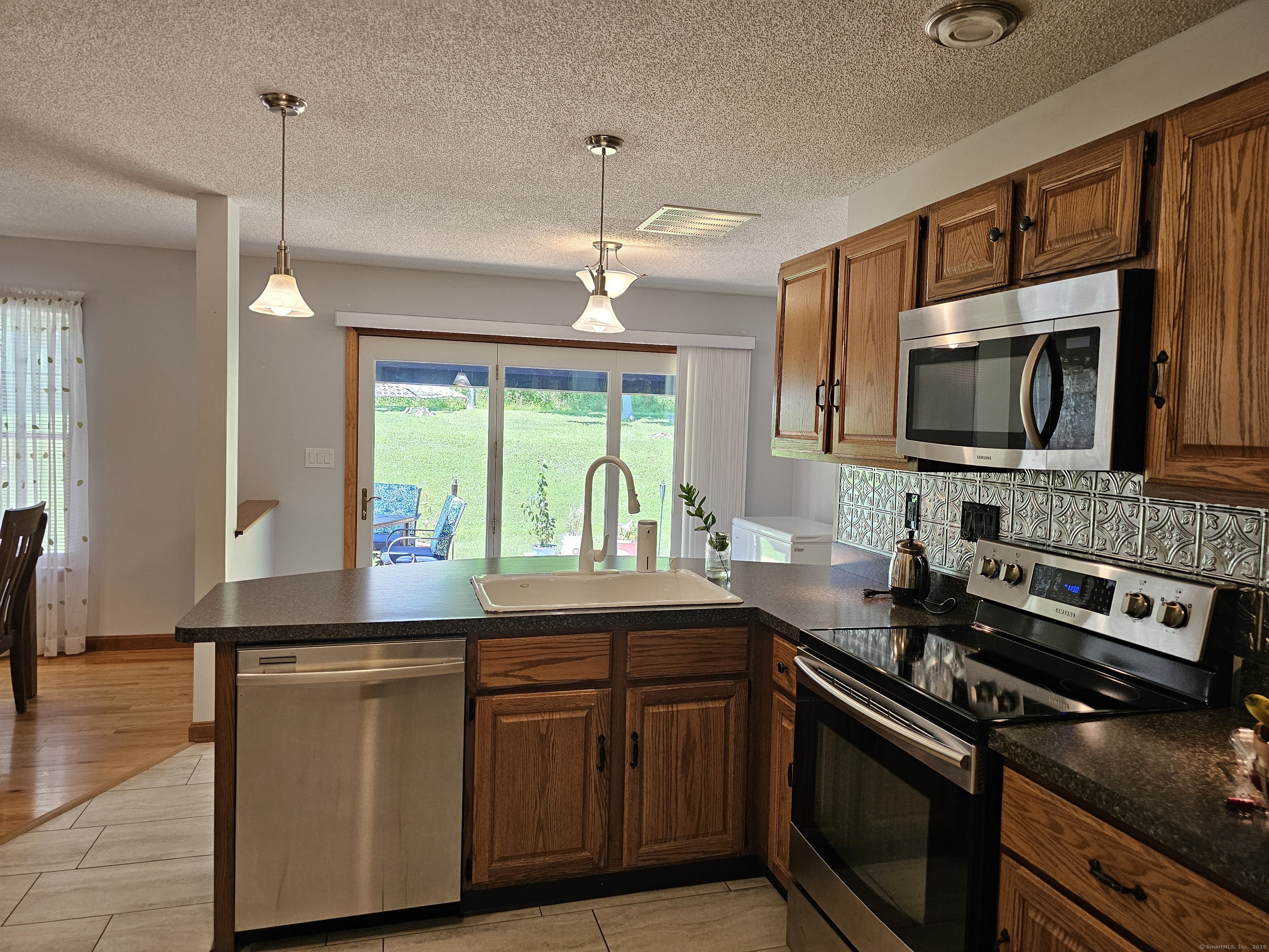 129 Oakbrook Lane Torrington CT 06790