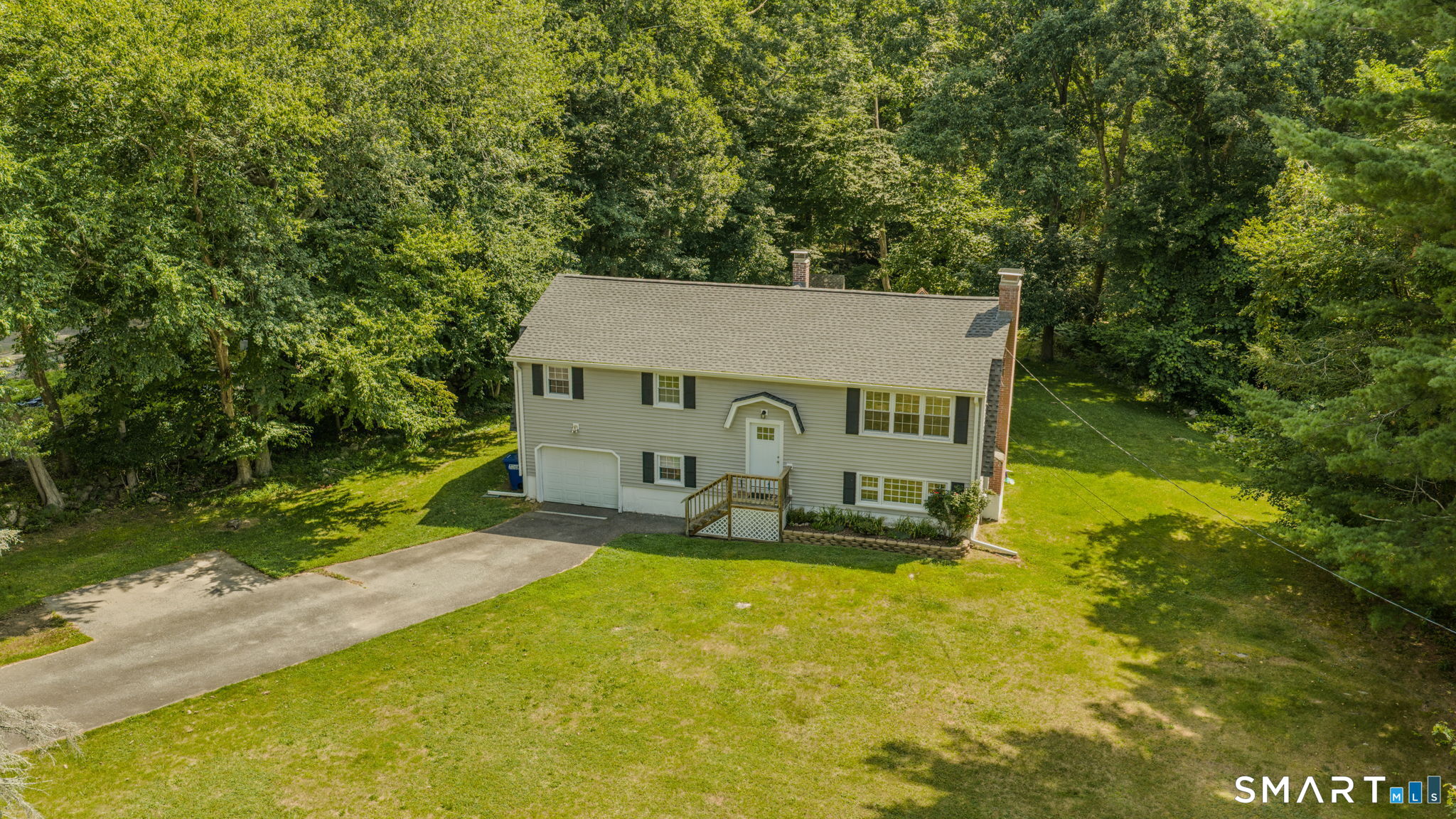 5 Partridge Hollow Road Ledyard CT 06335
