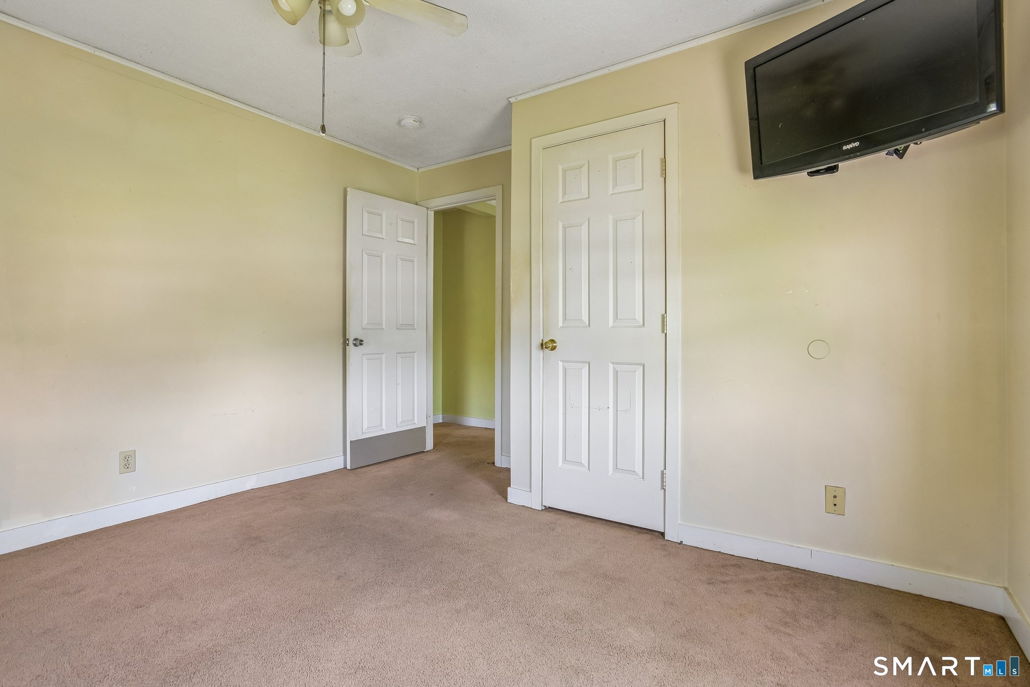 210 Midway Oval Groton CT 06340