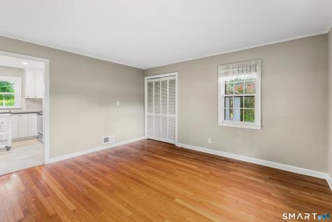 375 Allen Avenue Meriden CT 06451