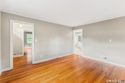 375 Allen Avenue Meriden CT 06451