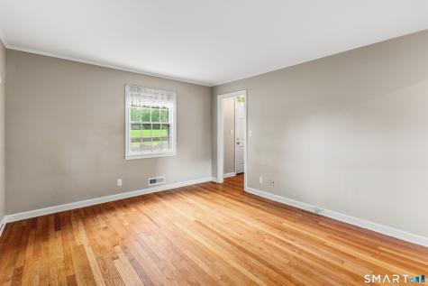375 Allen Avenue Meriden CT 06451