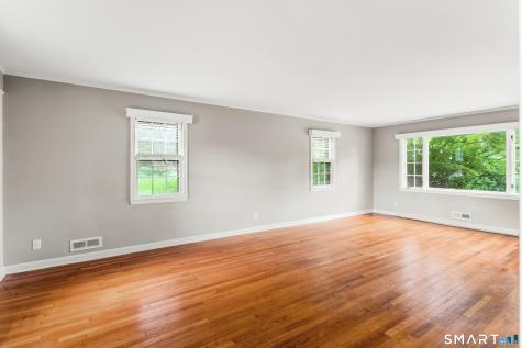 375 Allen Avenue Meriden CT 06451