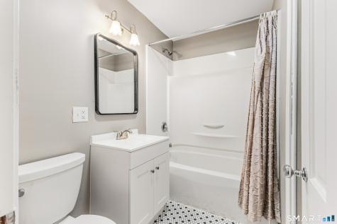 375 Allen Avenue Meriden CT 06451