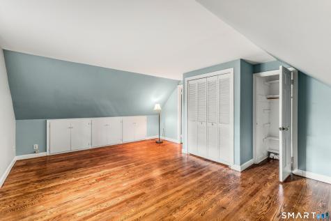 375 Allen Avenue Meriden CT 06451