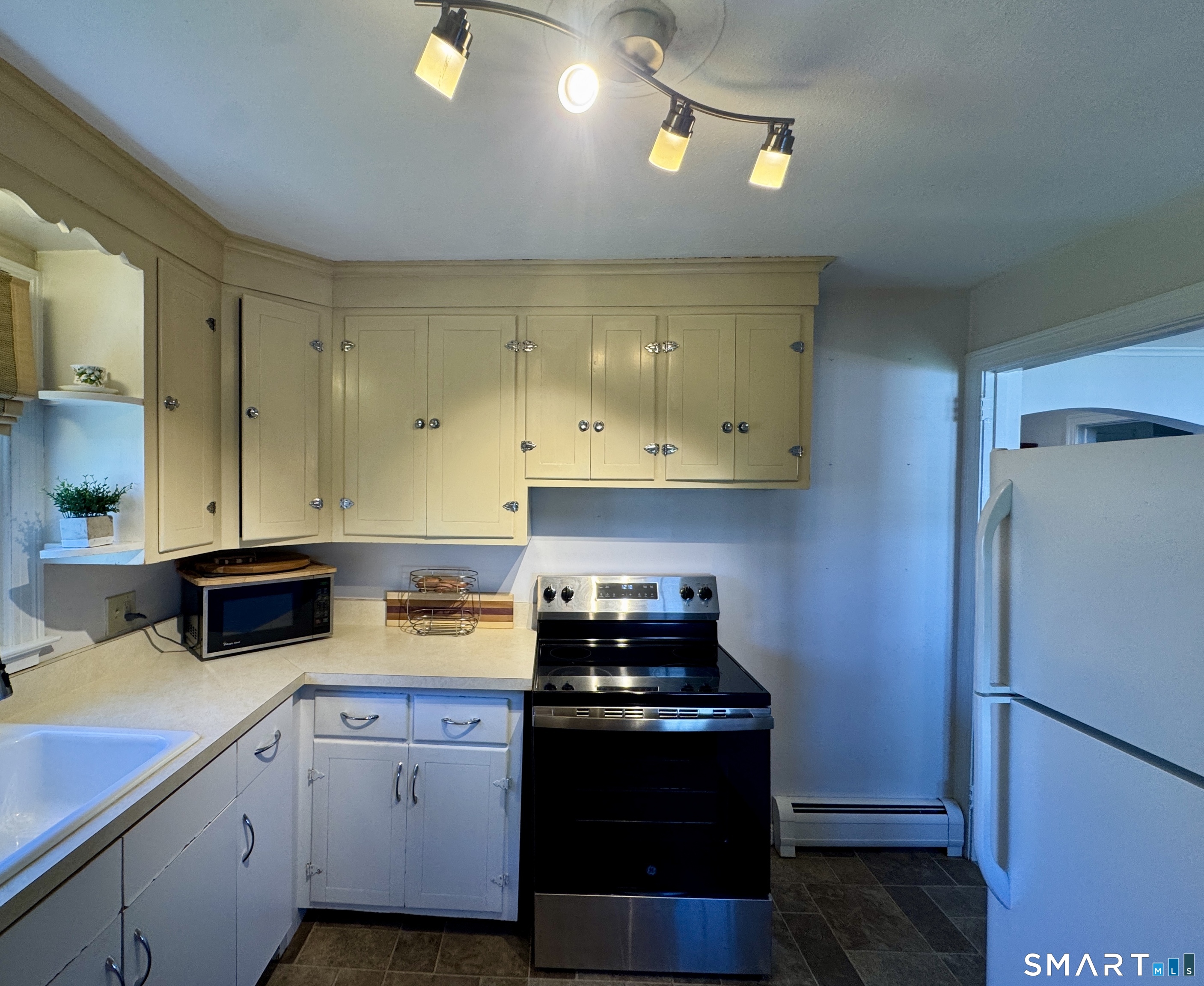 6 Francis Avenue Enfield CT 06082