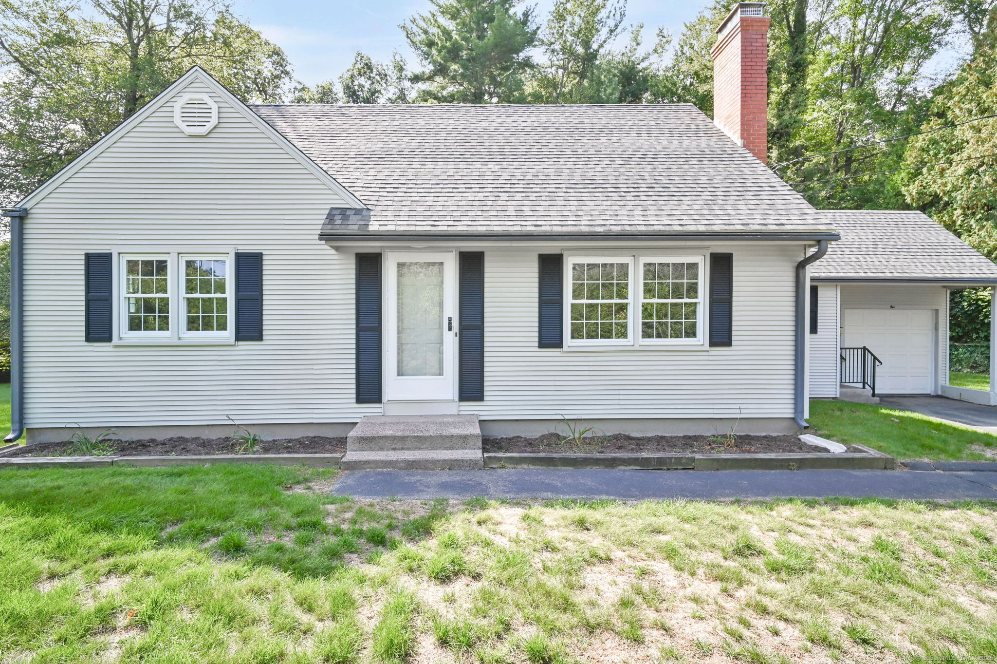 1 Barrett Road Enfield CT 06082