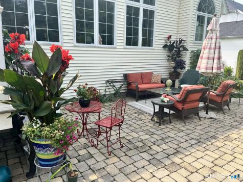5 Westmont Road Wethersfield CT 06109