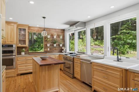 45 Barberry Drive Burlington CT 06013