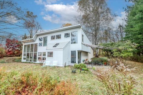 52 Squire Hill Road New Milford CT 06776