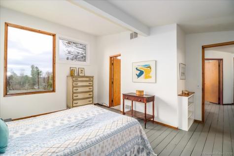 52 Squire Hill Road New Milford CT 06776