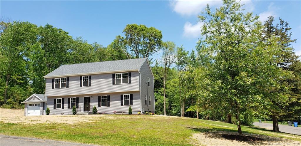 4 Laurie Road Trumbull CT 06611