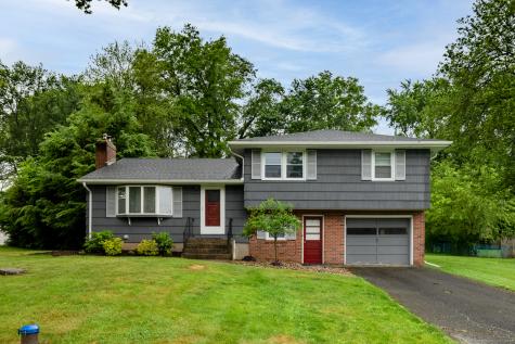 38 Evelyn Road Bristol CT 06010