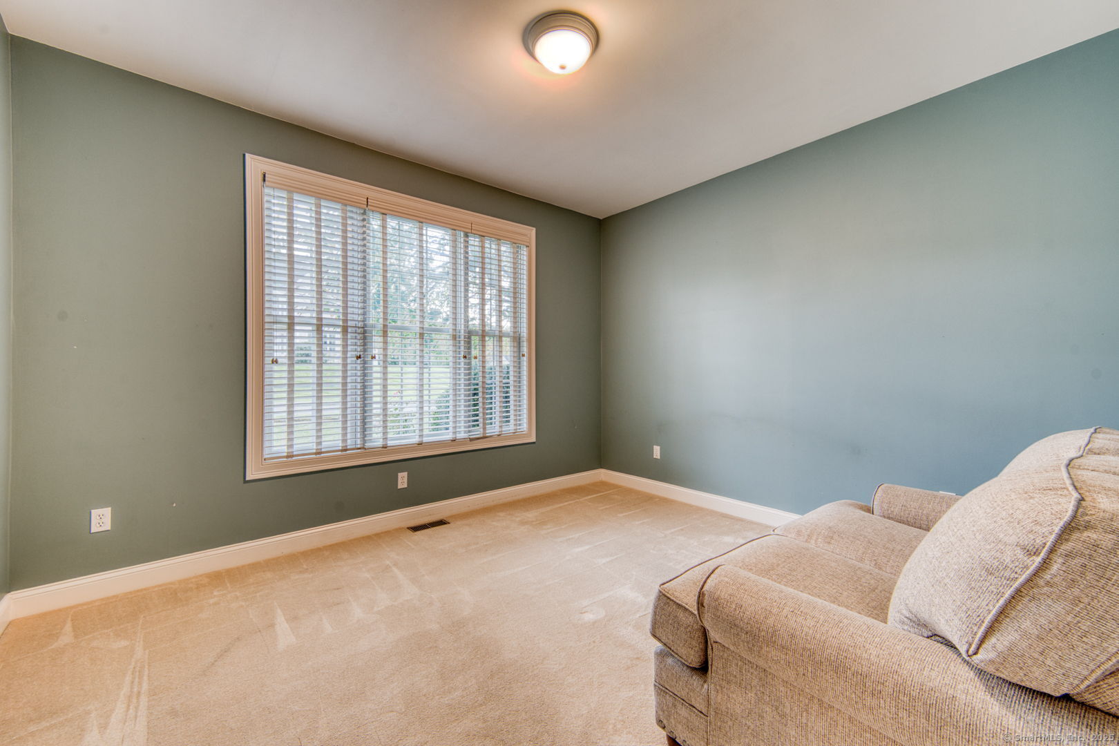 9 Parsons Court Manchester CT 06040