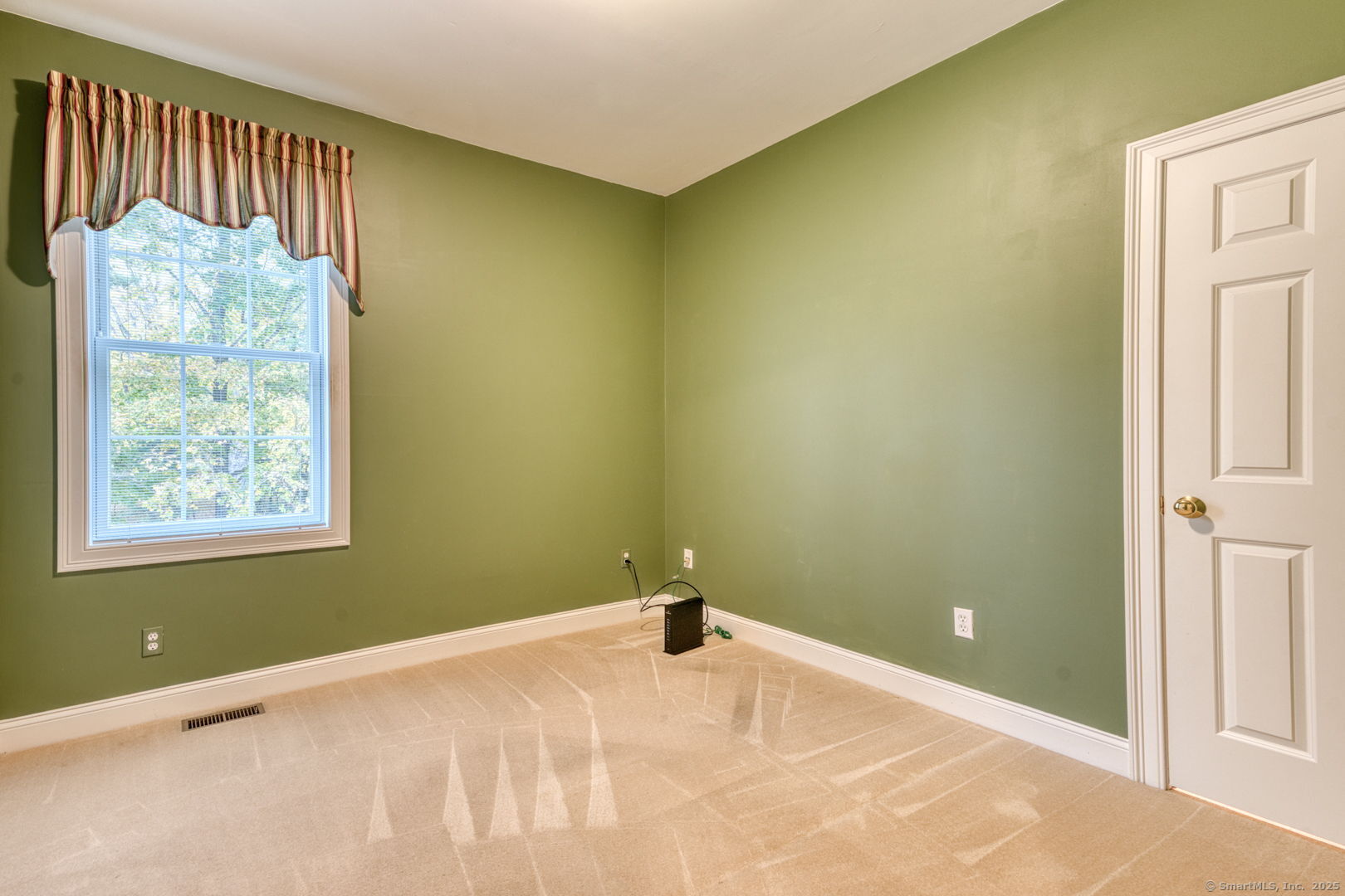 9 Parsons Court Manchester CT 06040