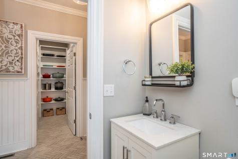 35 West Hills Drive Avon CT 06001