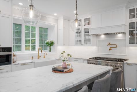 35 West Hills Drive Avon CT 06001