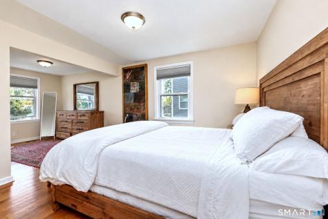 71 Country Road Fairfield CT 06824