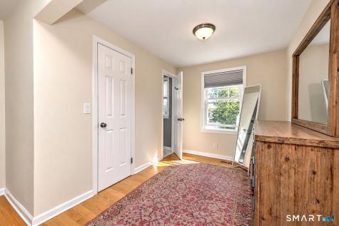 71 Country Road Fairfield CT 06824