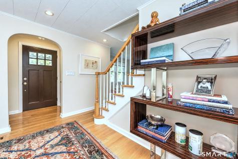 71 Country Road Fairfield CT 06824