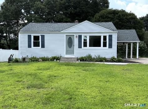 8 Cedar Drive North Stonington CT 06359