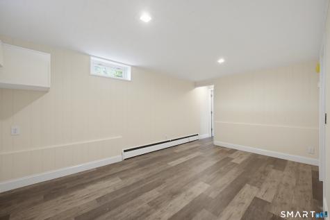8 Cedar Drive North Stonington CT 06359