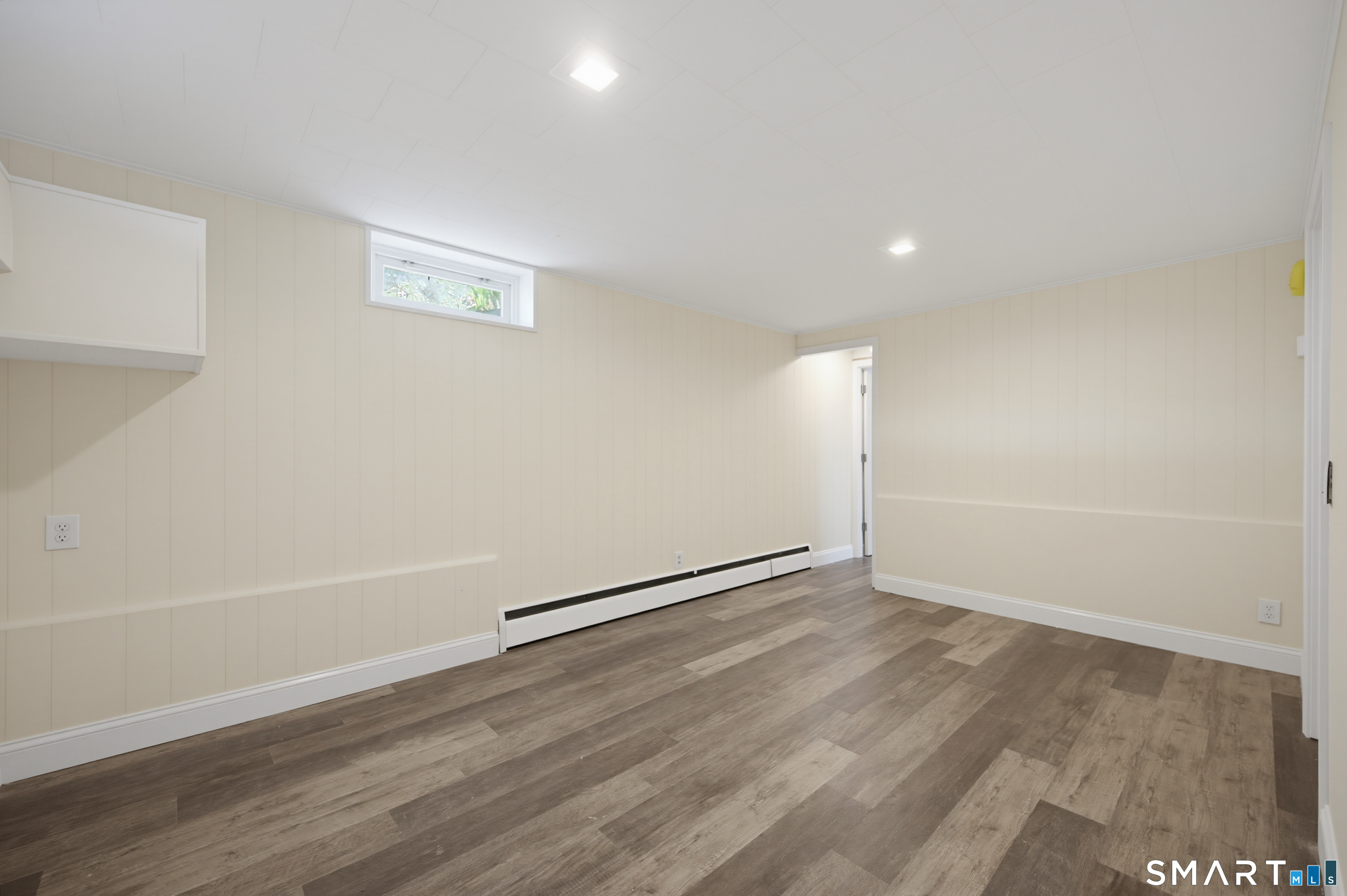 8 Cedar Drive North Stonington CT 06359
