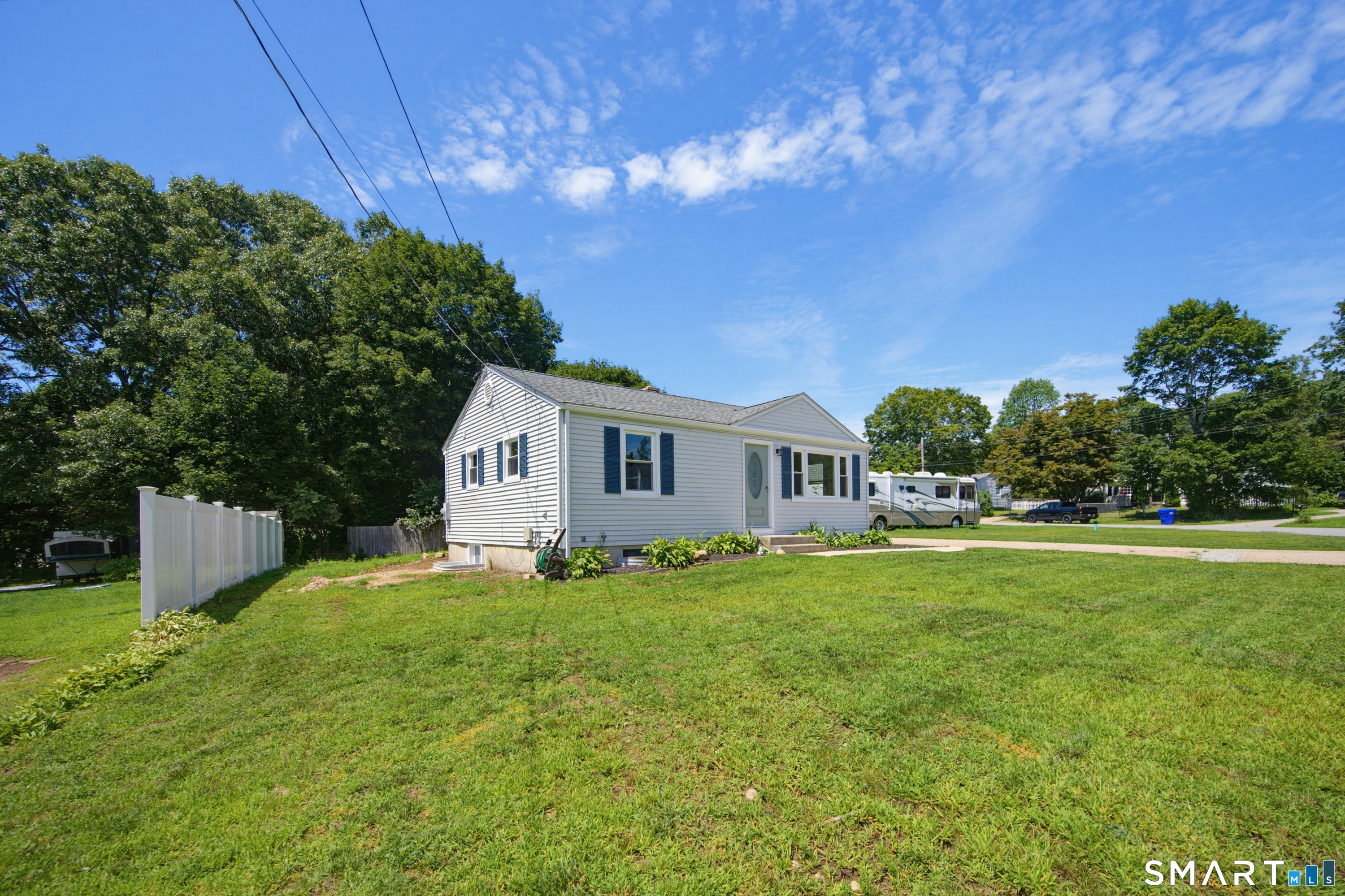 8 Cedar Drive North Stonington CT 06359