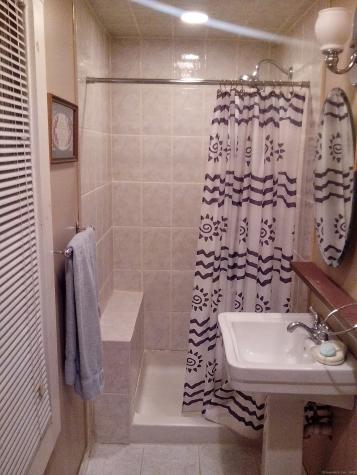 134 Greenwich Avenue New Haven CT 06519