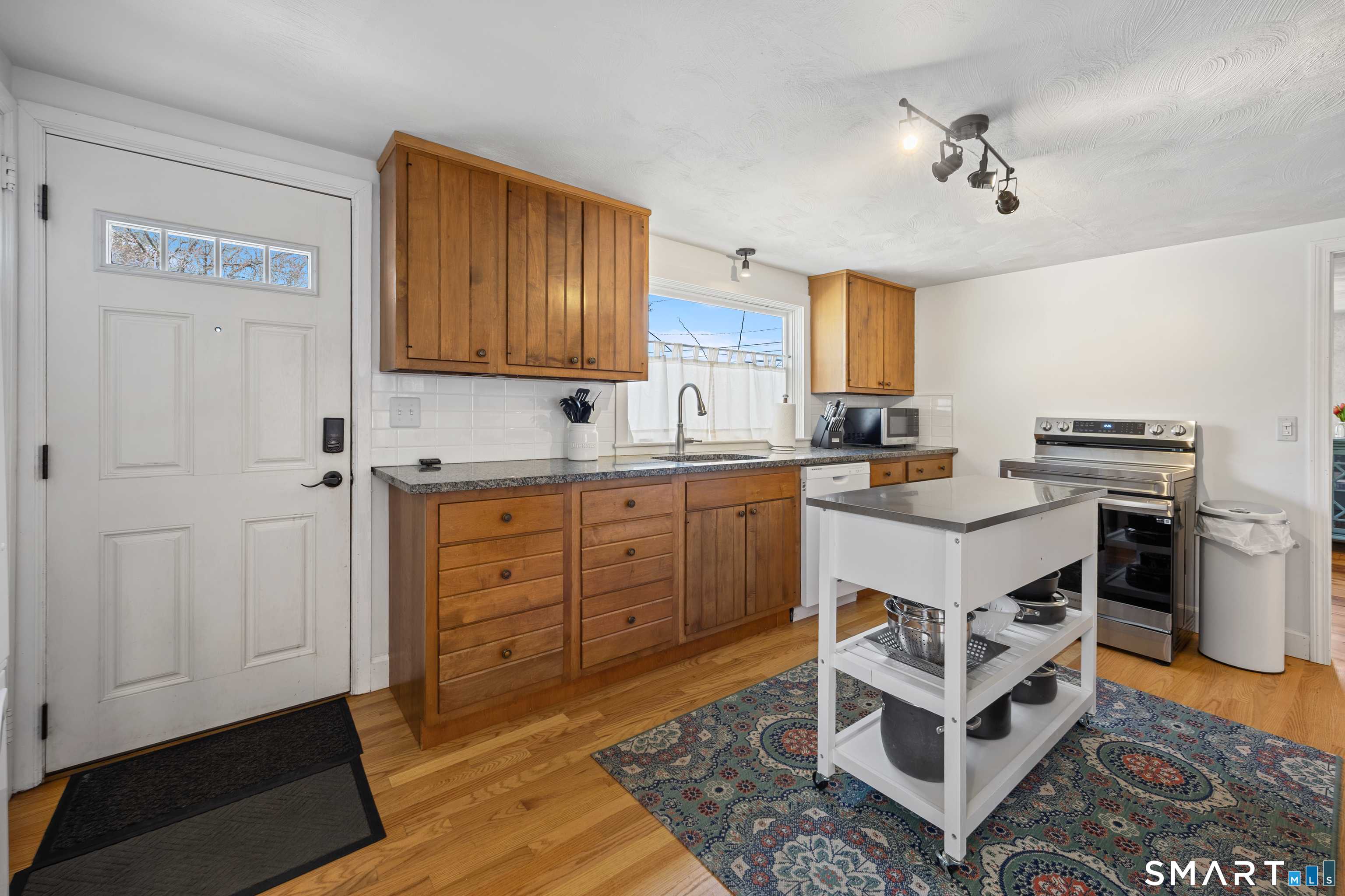 13 Hopmeadow Street Simsbury CT 06089