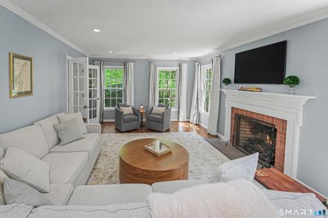9 Schoolhouse Place Ridgefield CT 06877