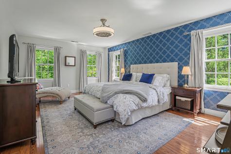 9 Schoolhouse Place Ridgefield CT 06877